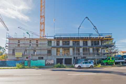 Tower mit Apartment House